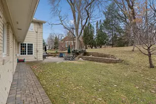 6716 W Shore Dr, Edina, MN 55435 - Photo 42