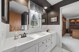 6716 W Shore Dr, Edina, MN 55435 - Photo 8