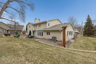 6716 W Shore Dr, Edina, MN 55435 - Photo 46