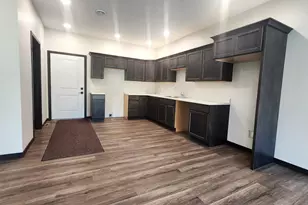 901 7th Ave SW, Pipestone, MN 56164 - Photo 12