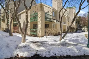 7605 Edinborough Way, Edina, MN 55435 - Photo 20