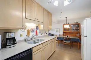 4360 Brookside Ct, Edina, MN 55436 - Photo 4