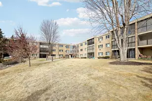 4360 Brookside Ct, Edina, MN 55436 - Photo 40