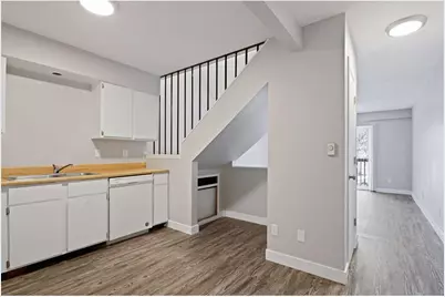 924 21st Avenue S, Minneapolis, MN 55404 - Photo 8