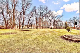 141 Fairlawn Ave E, Winsted, MN 55395 - Photo 6