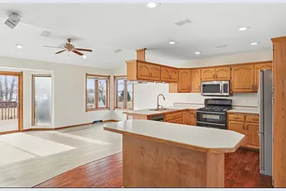 141 Fairlawn Avenue E, Winsted, MN 55395 - Photo 10