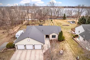 141 Fairlawn Ave E, Winsted, MN 55395 - Photo 2