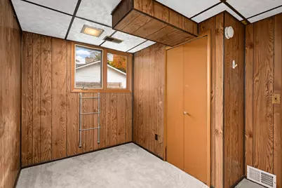 7816 Scott Avenue N, Brooklyn Park, MN 55443 - Photo 8