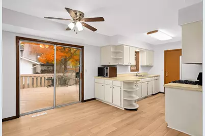 7816 Scott Avenue N, Brooklyn Park, MN 55443 - Photo 18