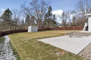 2555 Aladdin St, Roseville, MN 55113 - Photo 40