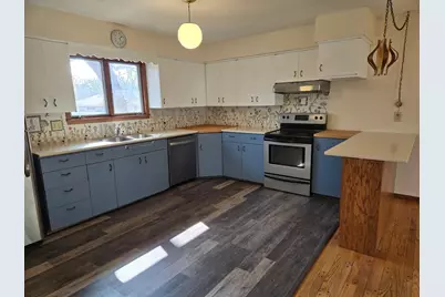 526 4th Street W, Hastings, MN 55033 - Photo 8