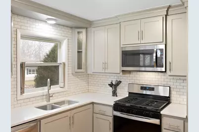 932 11th Avenue SE, Forest Lake, MN 55025 - Photo 10