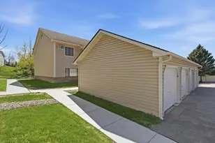 14 E 13th St, Waconia, MN 55387 - Photo 20