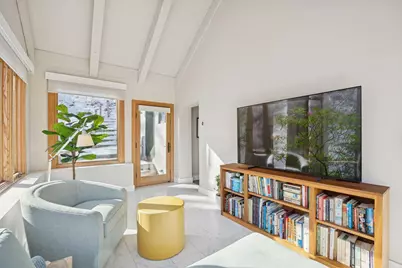 747 Kenwood Parkway, Minneapolis, MN 55403 - Photo 18