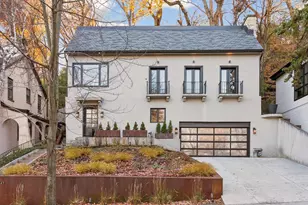 747 Kenwood Pkwy, Minneapolis, MN 55403 - Photo 2