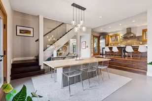 747 Kenwood Pkwy, Minneapolis, MN 55403 - Photo 8