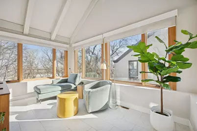 747 Kenwood Parkway, Minneapolis, MN 55403 - Photo 14