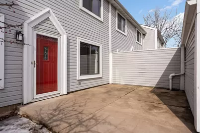 4235 Sylvia Lane N, Shoreview, MN 55126 - Photo 2