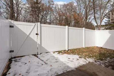 4235 Sylvia Lane N, Shoreview, MN 55126 - Photo 28