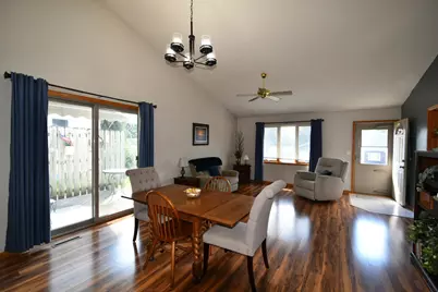 1055 S Main Street, Zumbrota, MN 55992 - Photo 4