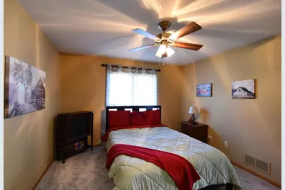 1055 S Main Street, Zumbrota, MN 55992 - Photo 12