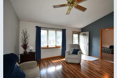 1055 S Main Street, Zumbrota, MN 55992 - Photo 8