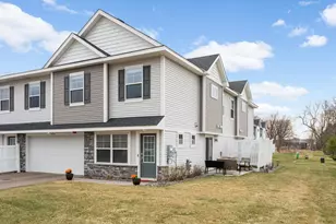 4790 Equine Trl, Woodbury, MN 55129 - Photo 2
