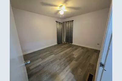 5205 Morgan Avenue N, Minneapolis, MN 55430 - Photo 6