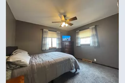 415 McKinley Avenue, North Mankato, MN 56003 - Photo 18