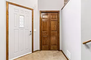 7476 Cahill Rd, Edina, MN 55439 - Photo 4
