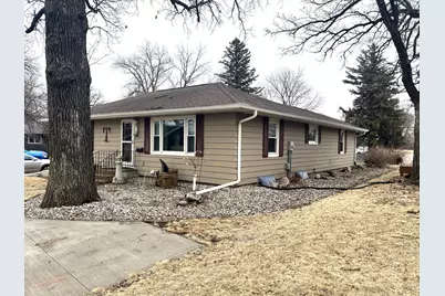 1323 Oak Beach Drive, Fairmont, MN 56031 - Photo 2