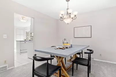 1056 Brooks Avenue W, Roseville, MN 55113 - Photo 6