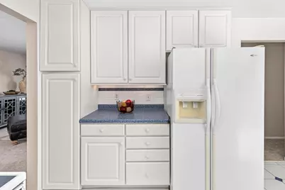 1056 Brooks Avenue W, Roseville, MN 55113 - Photo 26