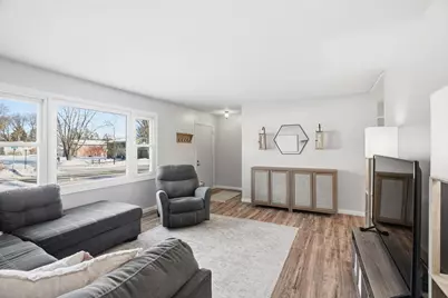 807 12th Street N, Princeton, MN 55371 - Photo 4