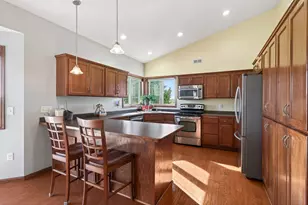 975 Hope Ave, Jordan, MN 55352 - Photo 8