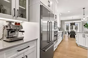 7100 Highland Ct, Eden Prairie, MN 55346 - Photo 30