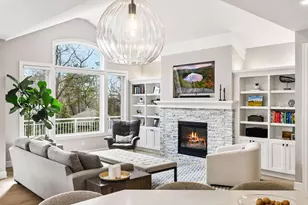 7100 Highland Ct, Eden Prairie, MN 55346 - Photo 2