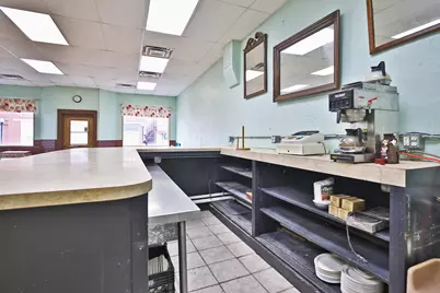 147 E Main Street, West Concord, MN 55985 - Photo 10