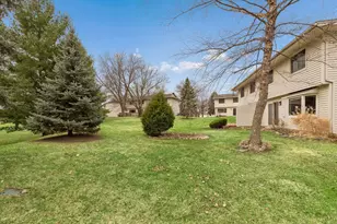 8425 W 97th St, Bloomington, MN 55438 - Photo 30