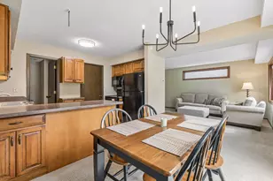 8425 W 97th St, Bloomington, MN 55438 - Photo 12