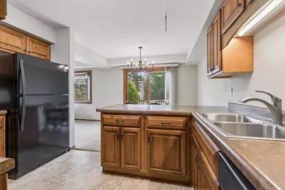 8425 W 97th Street, Bloomington, MN 55438 - Photo 16