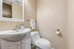 8425 W 97th St, Bloomington, MN 55438 - Photo 18