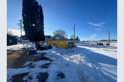 317 Locust Street N, Mabel, MN 55954 - Photo 14