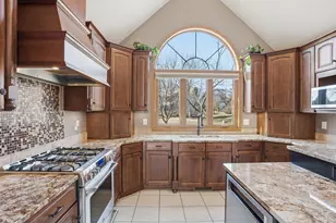 4136 Prairie Ridge Rd, Eagan, MN 55123 - Photo 10