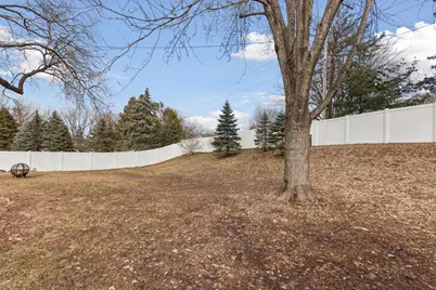 11205 River Hills Drive, Burnsville, MN 55337 - Photo 32