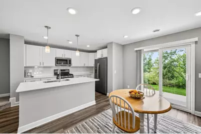 11010 Yalta Street NE #E, Blaine, MN 55449 - Photo 8