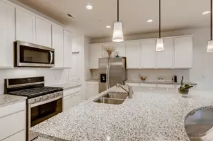 718 Maggie Way, Chanhassen, MN 55317 - Photo 12