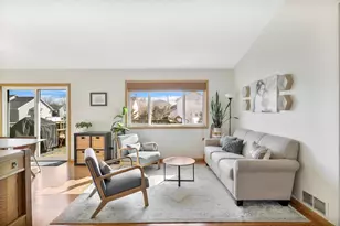 688 101st Ave NE, Blaine, MN 55434 - Photo 4