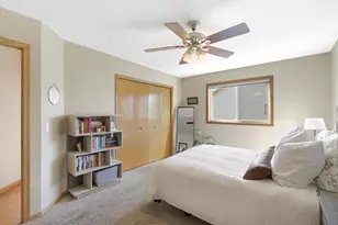 688 101st Ave NE, Blaine, MN 55434 - Photo 16