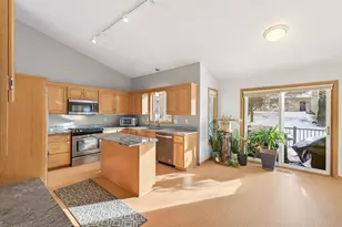 14825 39th Ave N, Plymouth, MN 55446 - Photo 16